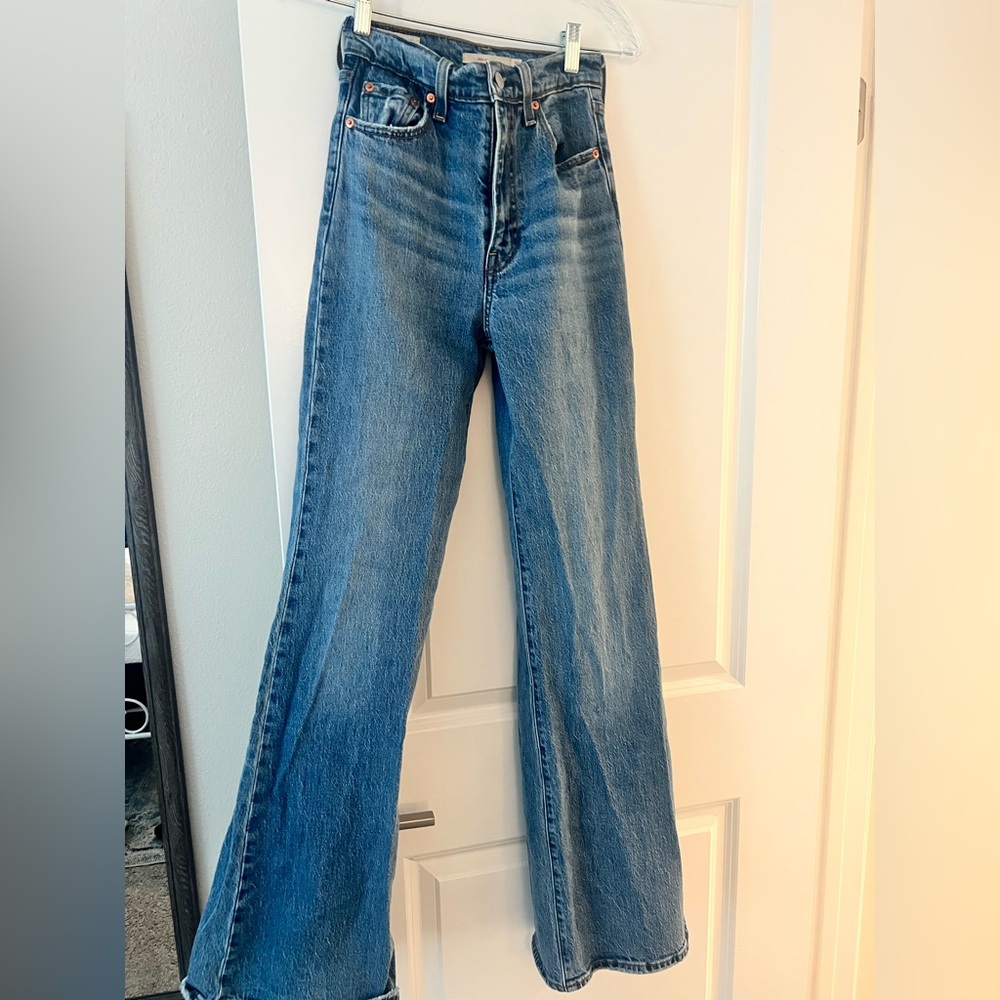 Levi's Women's Flare Jeans in Blue